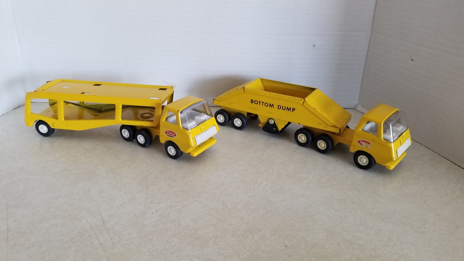 2-Vintage 1970 Tiny Tonka Bottom Dump No. 655 & Car Carrier 9.25&Prime; Shelf K2