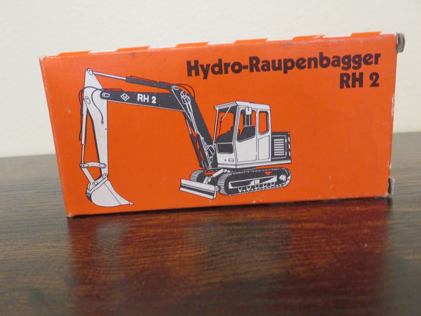 Mini Excavator – O&K RH 2 No. 288 Hydraulic Crawler Excavator with Original NIB