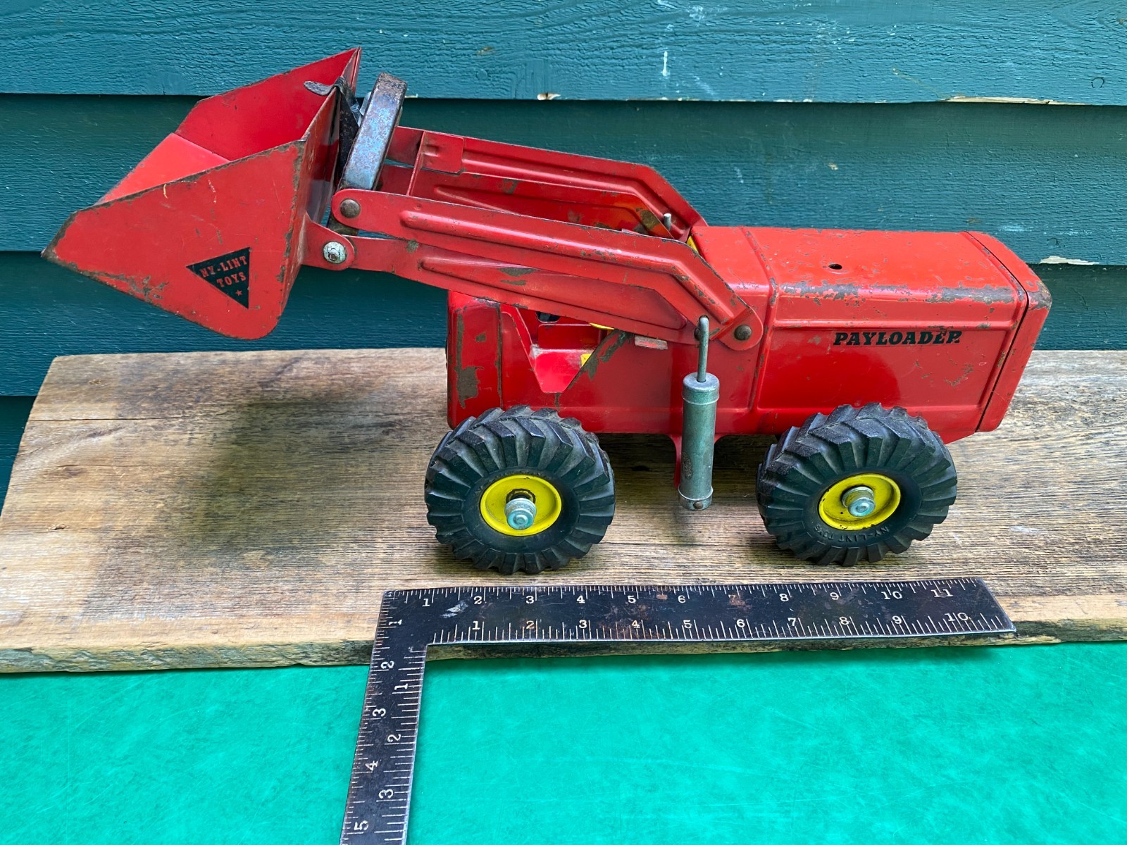 Vintage Nylint Toys Pressed Steel HOUGH Payloader Front End Loader Toy 1950&rsquo;s