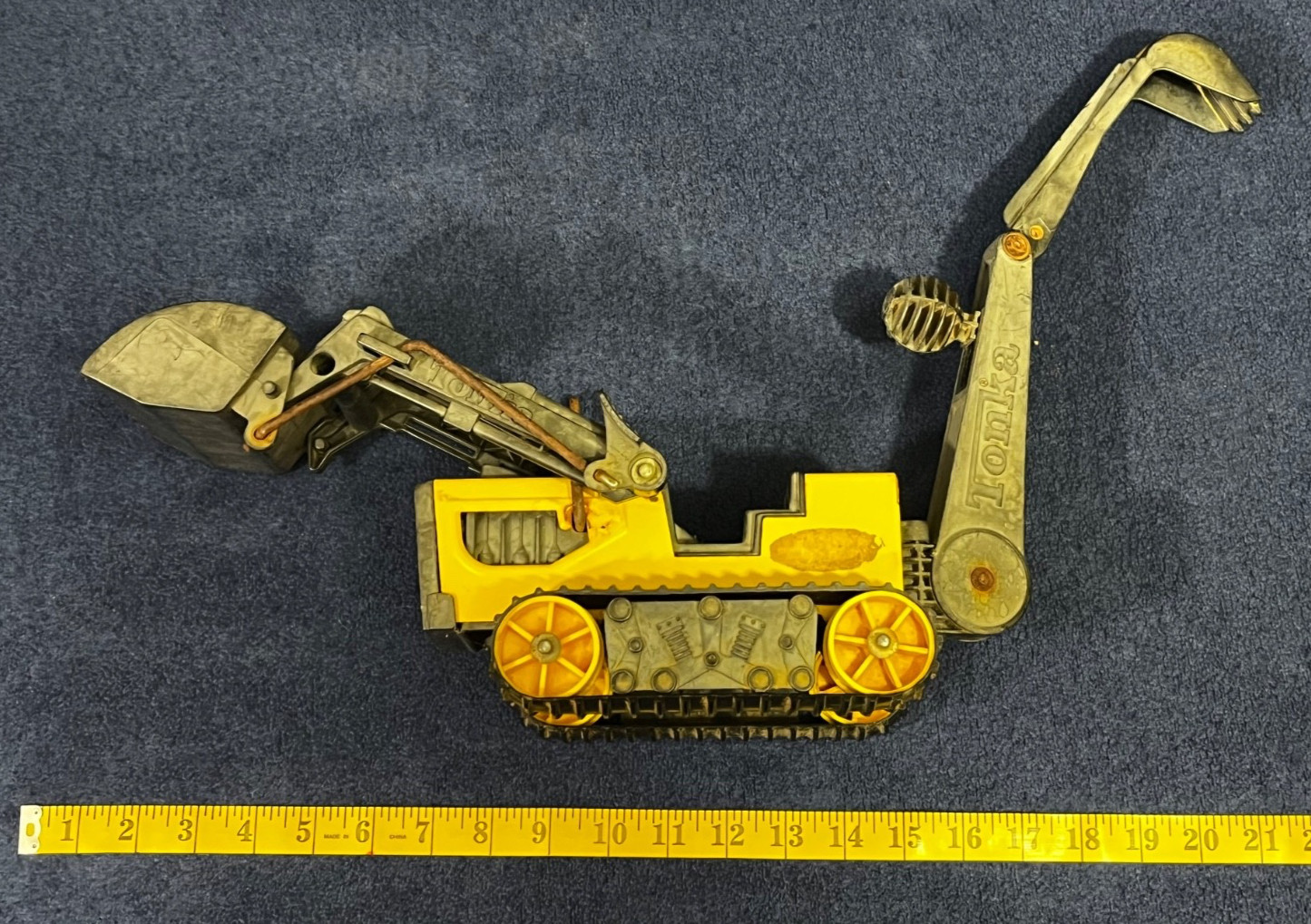 Vintage Tonka Trencher Excavator Front End Loader Backhoe 1999