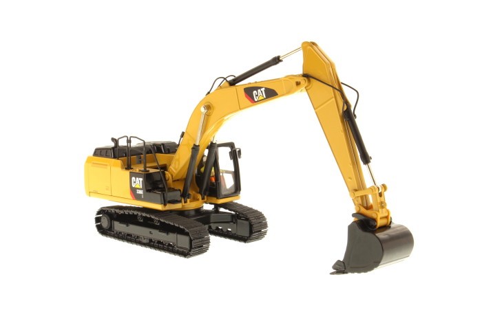 DIECAST MASTERS – CATERPILLAR 336 EH Accompanied Figure and Box…