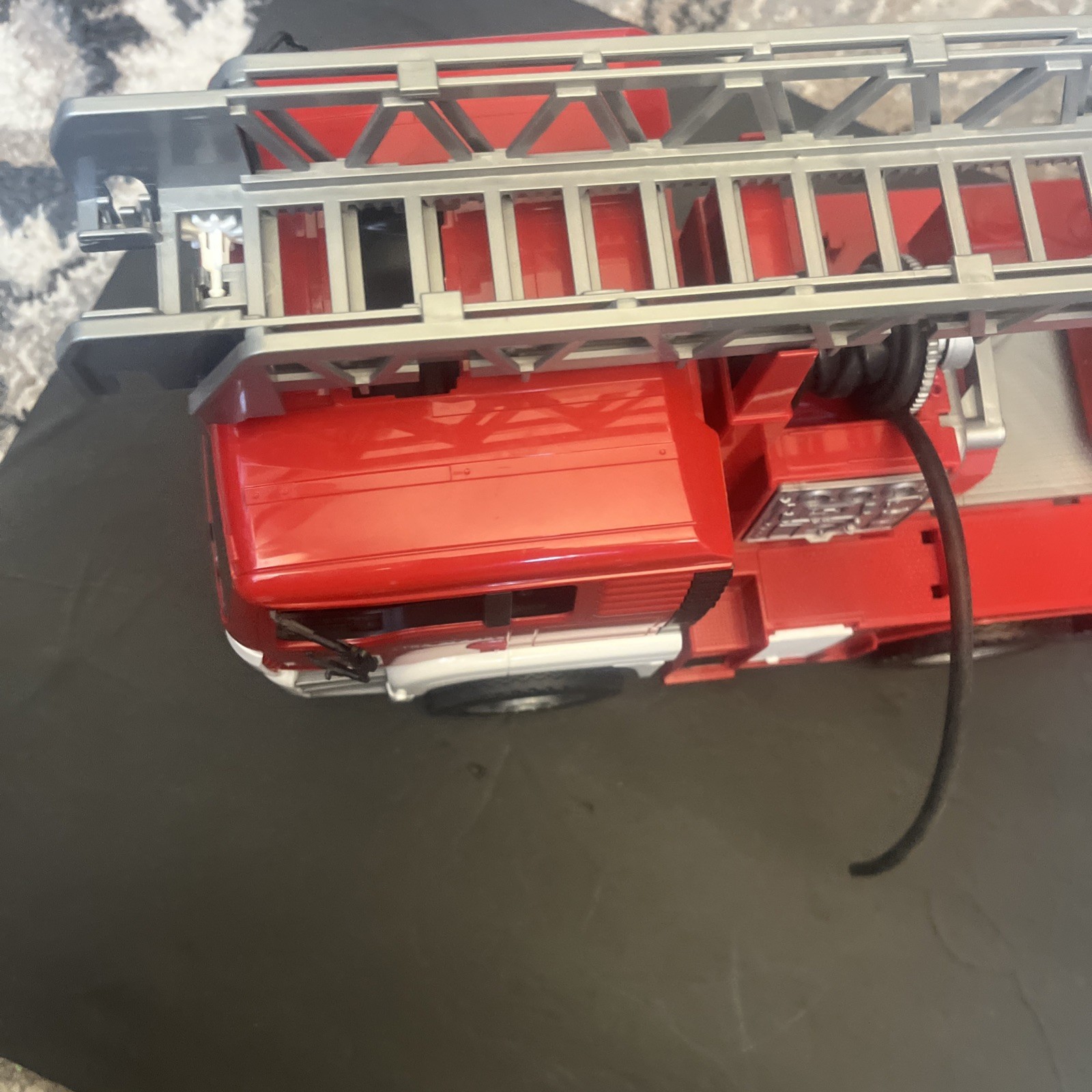 Bruder Toys Man Firetruck Ladder Hose Fire Engine Truck 2001