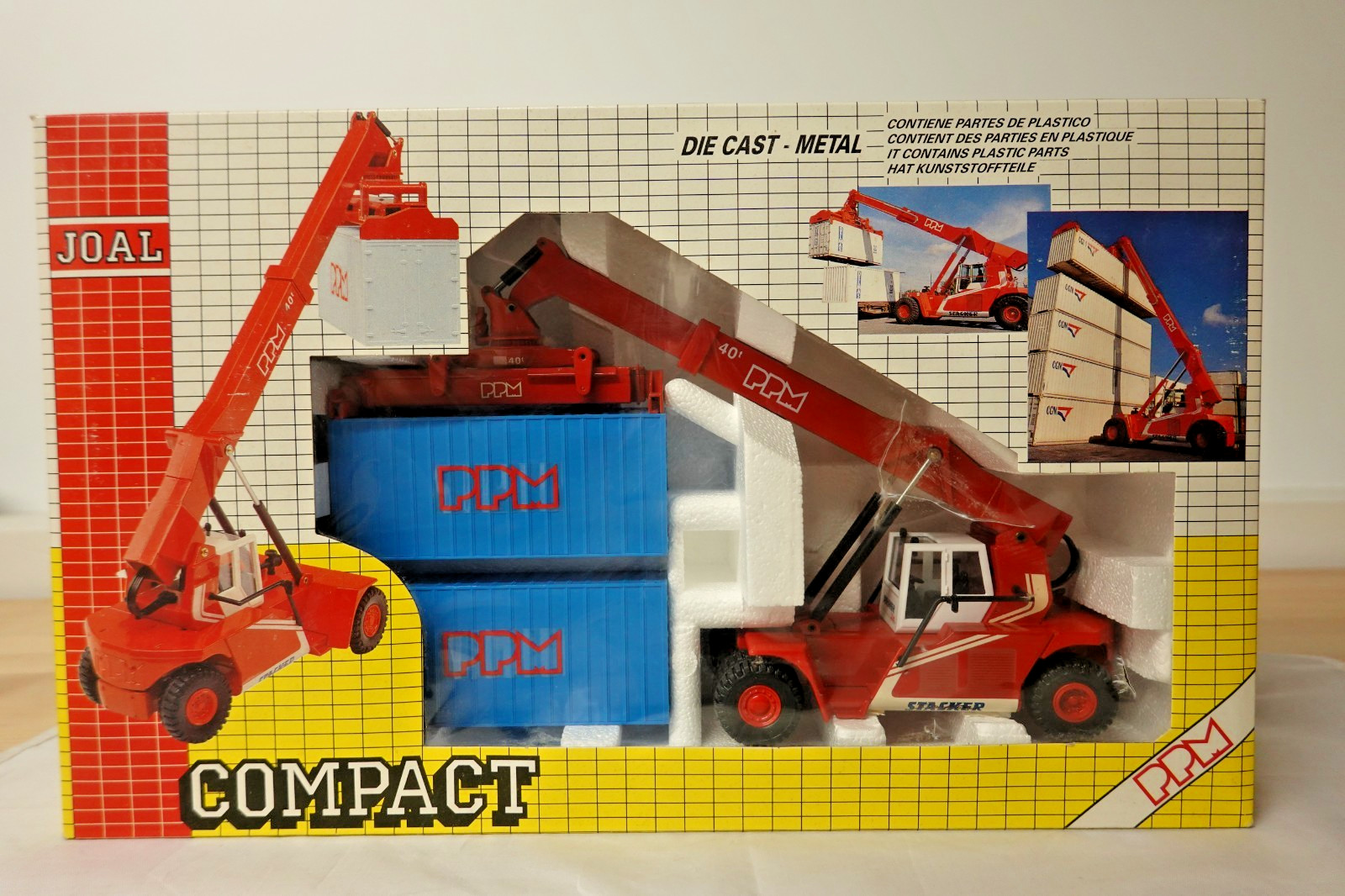 JOAL 169 PPM SUPERSTACKER W/RED CONTAINER CRANE W/BLUE PPM CONTAINERS 1:50 SCALE
