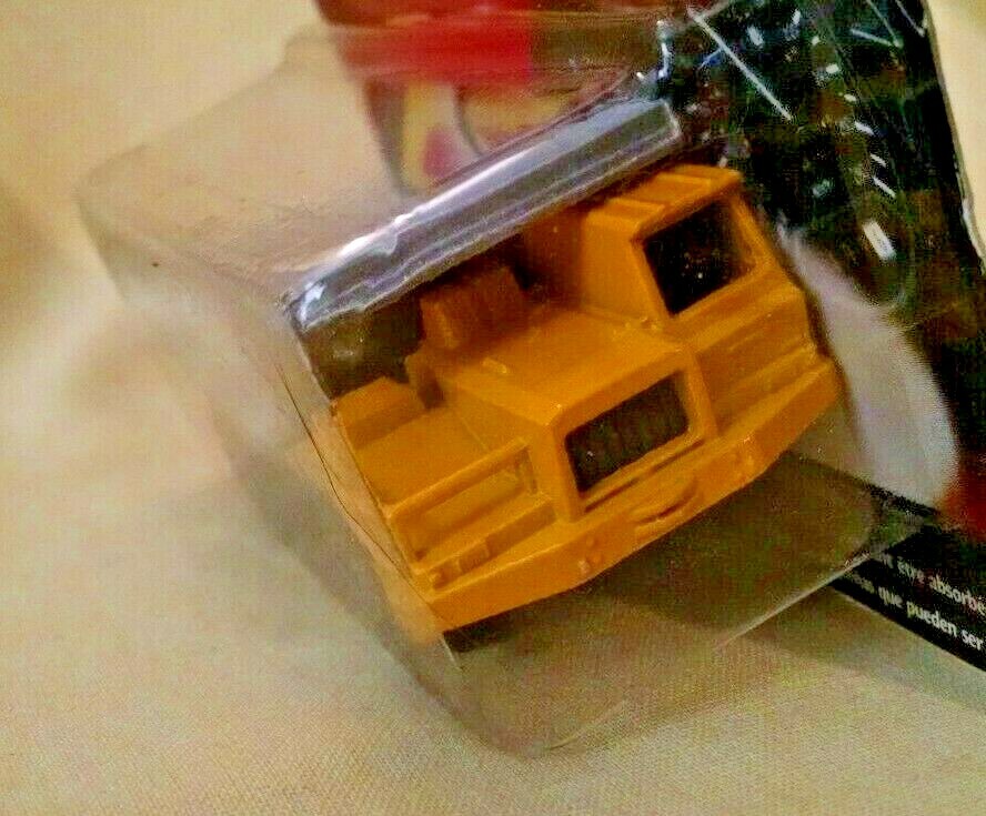 Majorette NOS Construction Benne Carriere Dump Truck 1:100 274 Die Cast Yellow