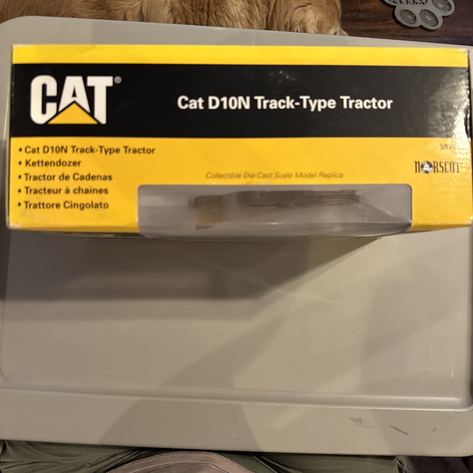CATERPILLAR Norscot D10N Track-Type Tractor Model # 55701 1:50 Scale Die Cast
