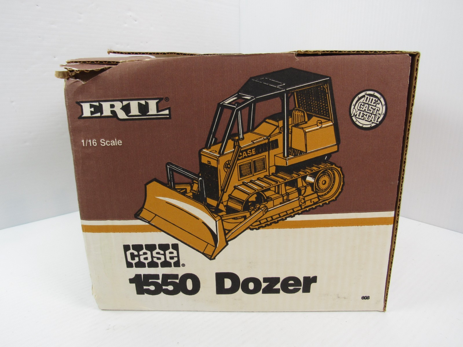 Ertl Case 1550 Dozer 1/16 #608