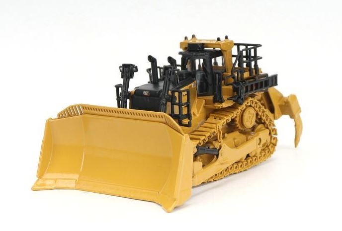 DIECAST MASTERS – CATERPILLAR D11 Bulldozer with TKN Design – 1/87 – DCM85777