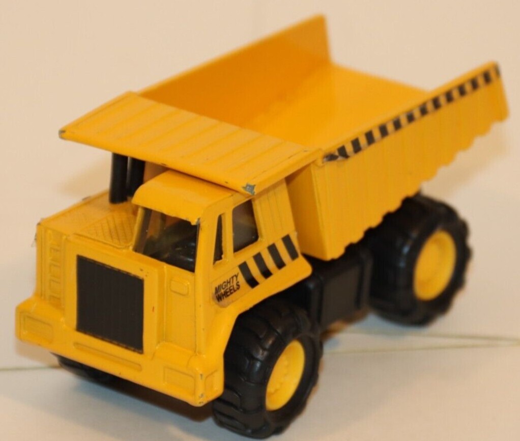 Vintage Mighty Wheels Dump Truck 5 Inches Wide 1998 by Soma
