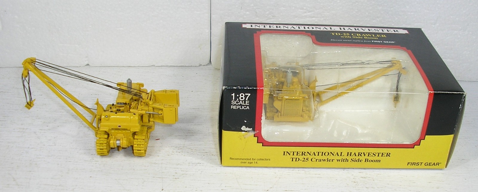 New & Used First Gear 1:87/HO IH TD-25 Crawler w/ Boom #80-0317, EX