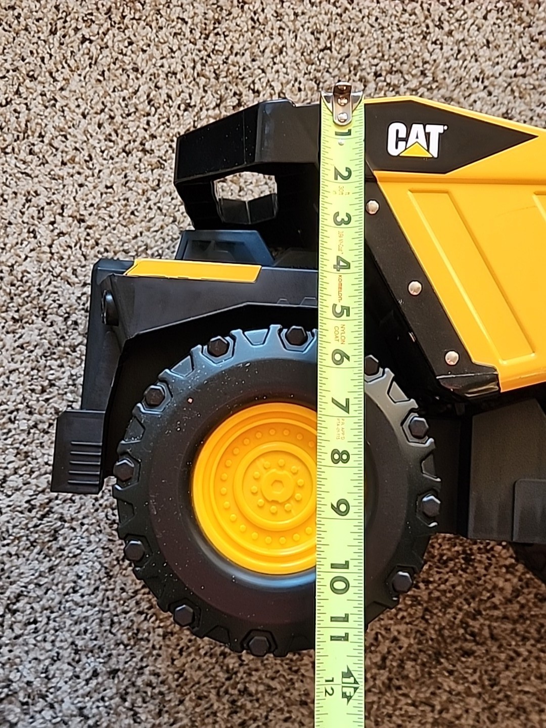 CAT Mighty Steel Dump Truck Toy 20&Prime; Made In 2020 By Funrise #82415 Excellent Con