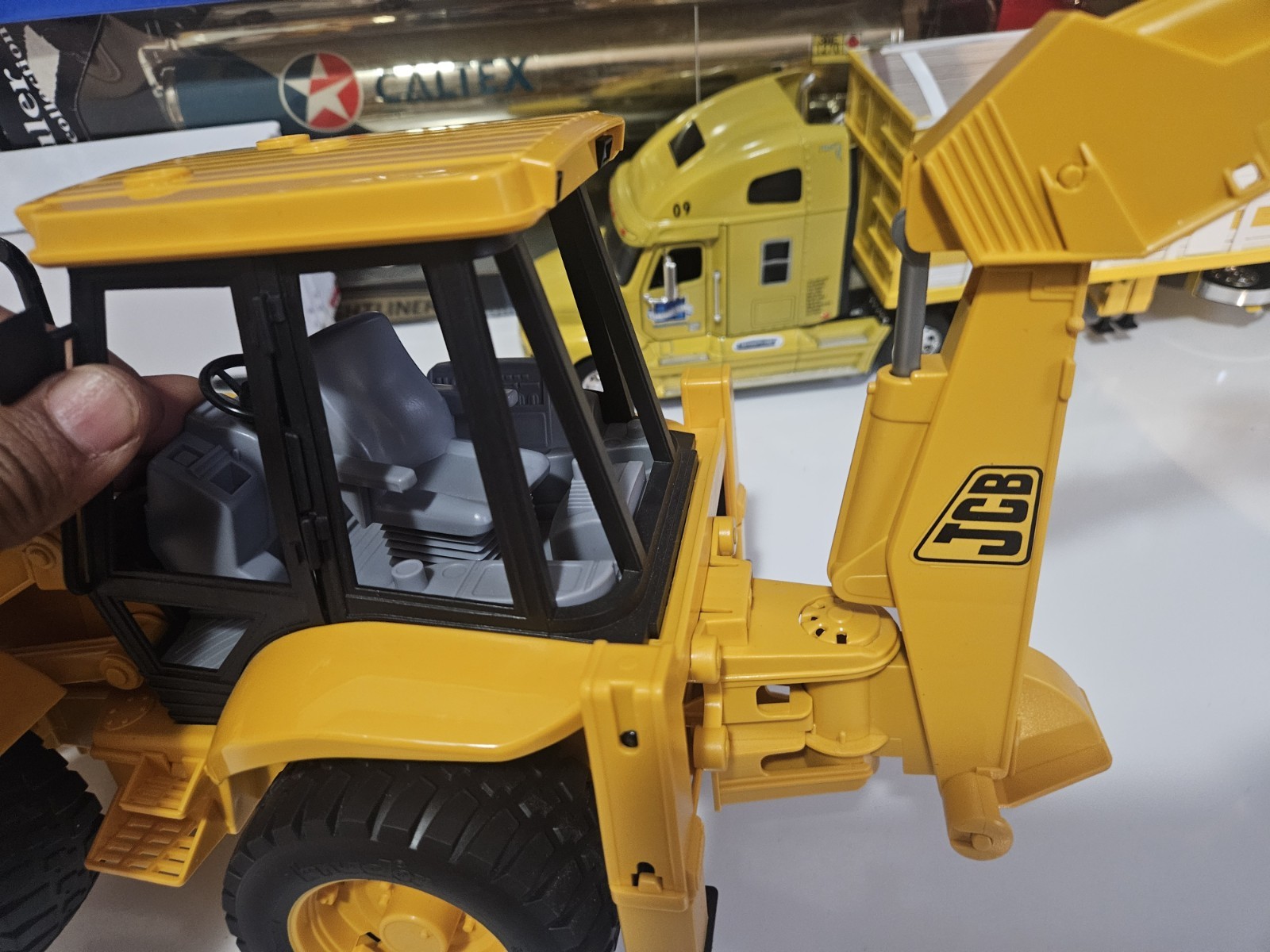 Bruder JCB 4CX Front End Loader Backhoe Plastic Truck Made in Germany