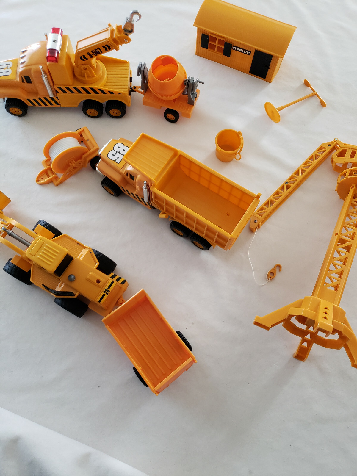VTG 90&rsquo;S Plastic Yellow Construction Equipment SET: TRUCKS, CEMENT MIXER, ETC