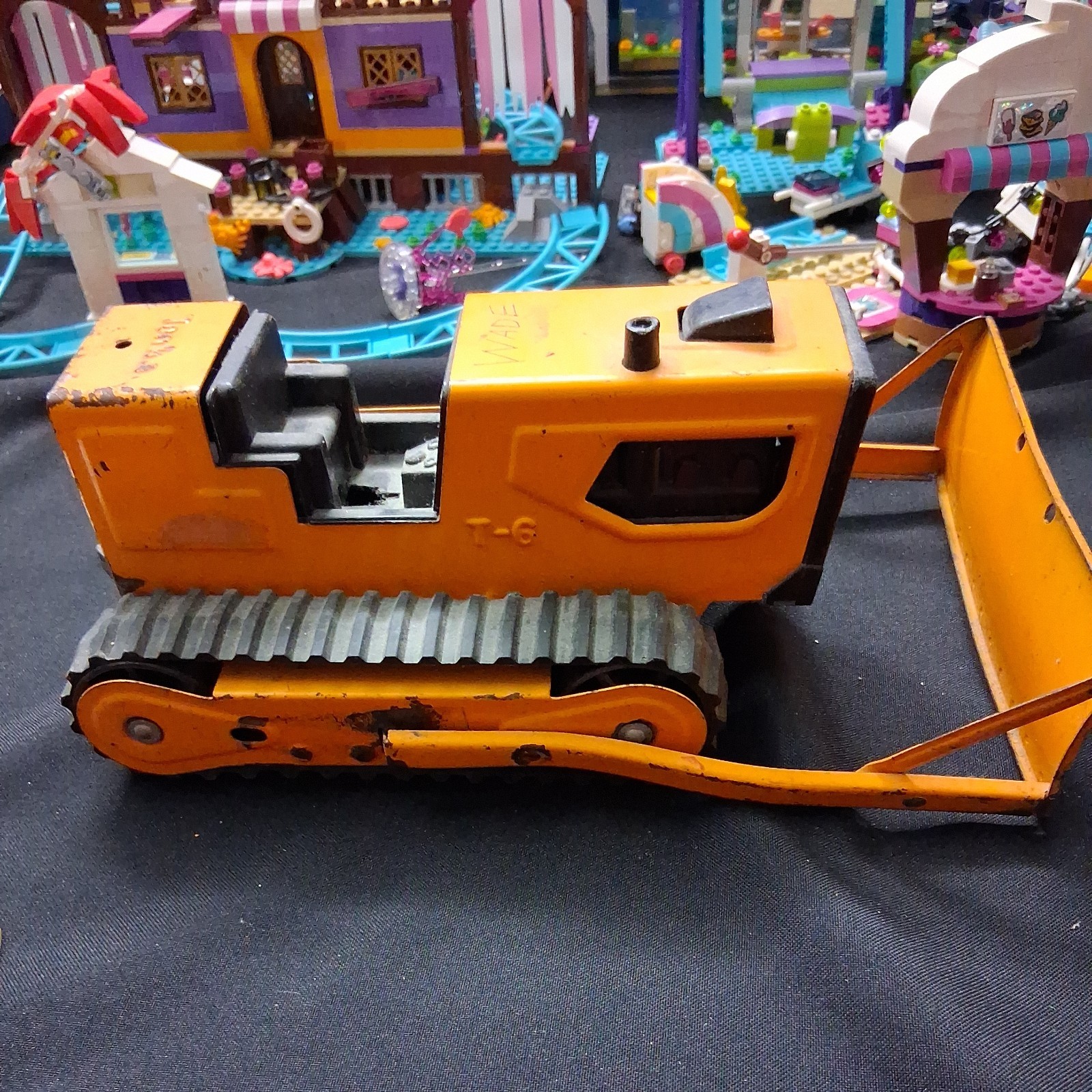 Vintage Tonka T-6 Bulldozer 70’s Movable Blade Rubber On Tracs all Orginal