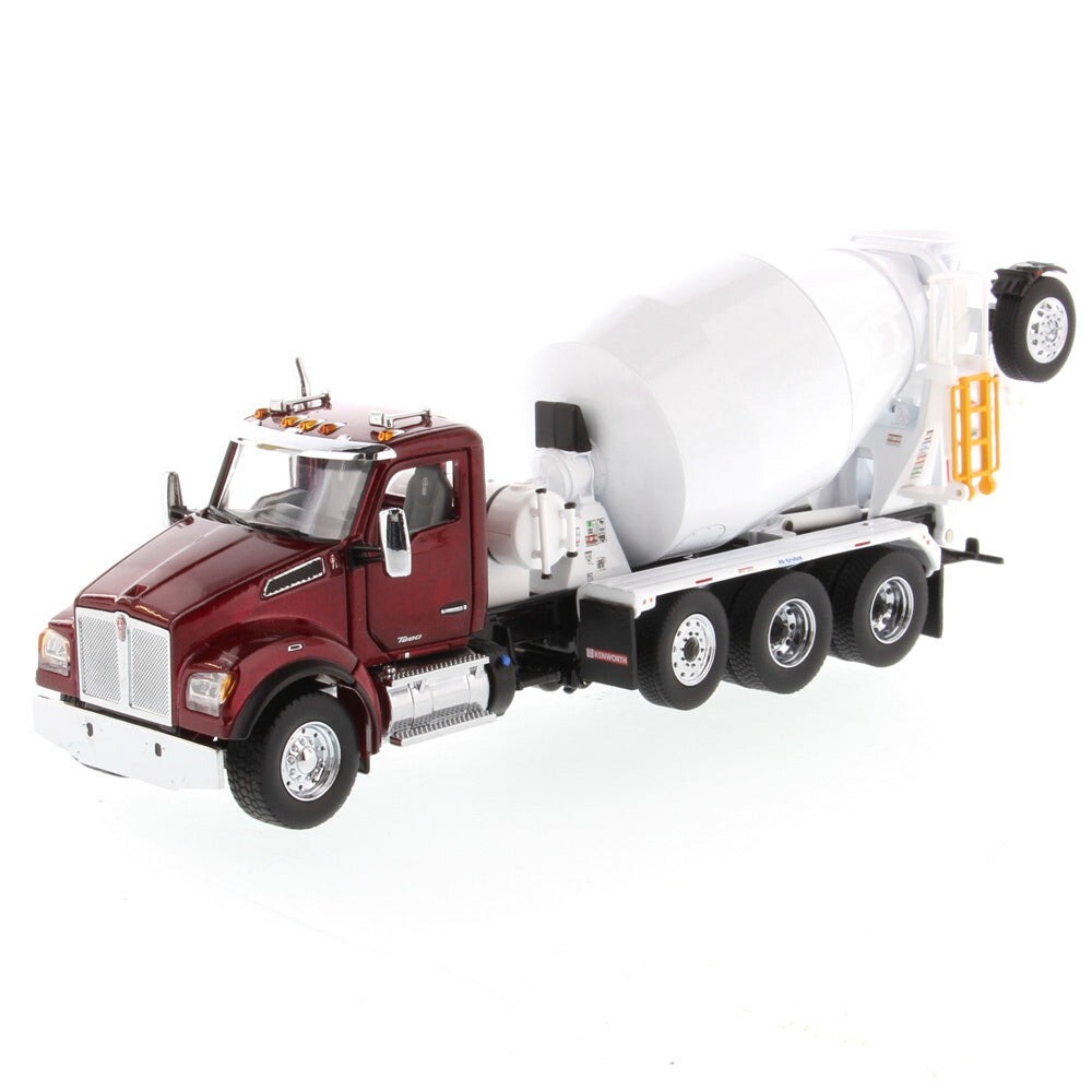 Kenworth T880 SFFA Tandem w/ Lift Axle & McNeilus Mixer 1:50 Scale Model – 71062
