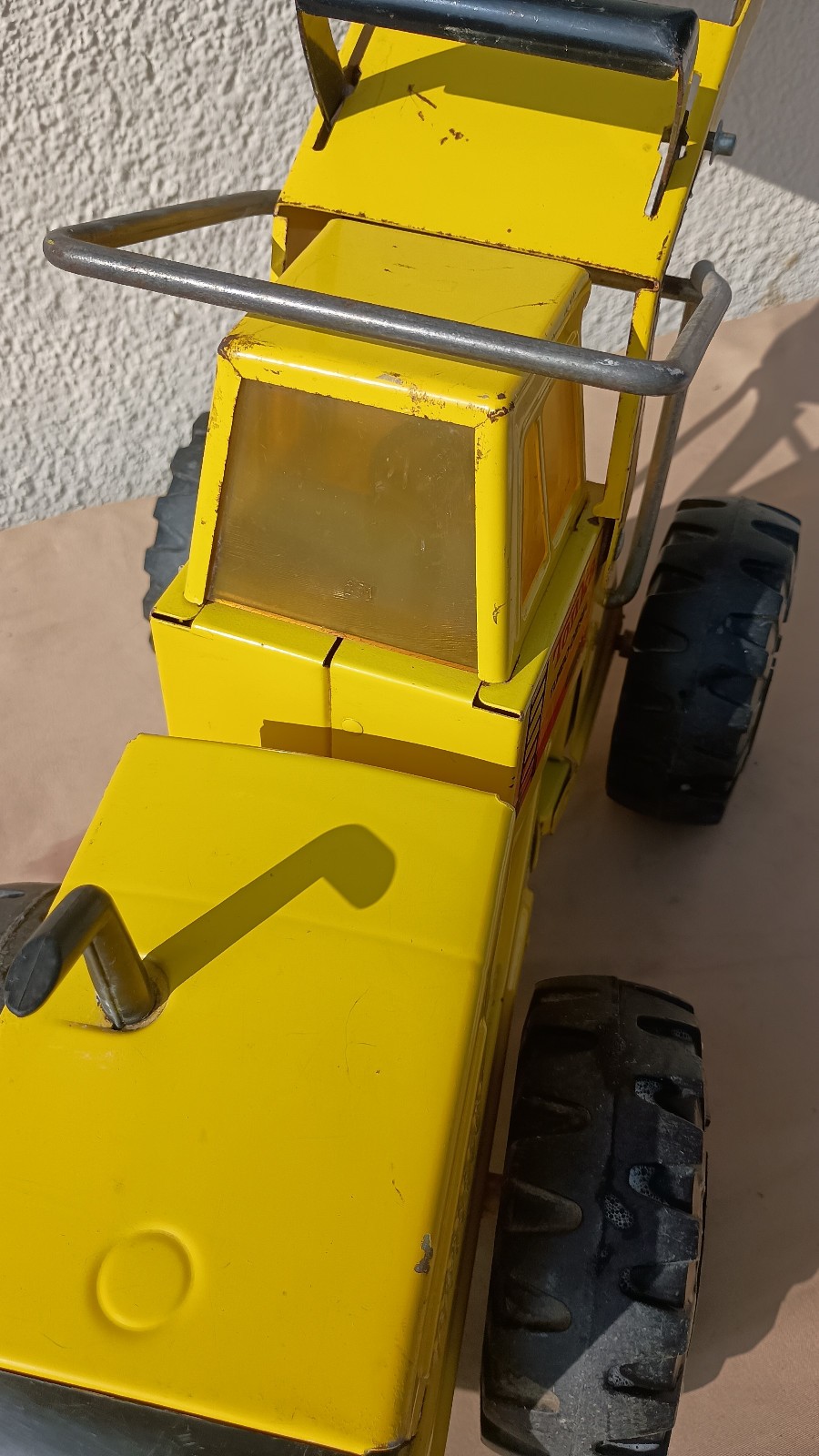 Vintage Tonka Metal Front End Loader Toy Turbo Diesel XMB 975