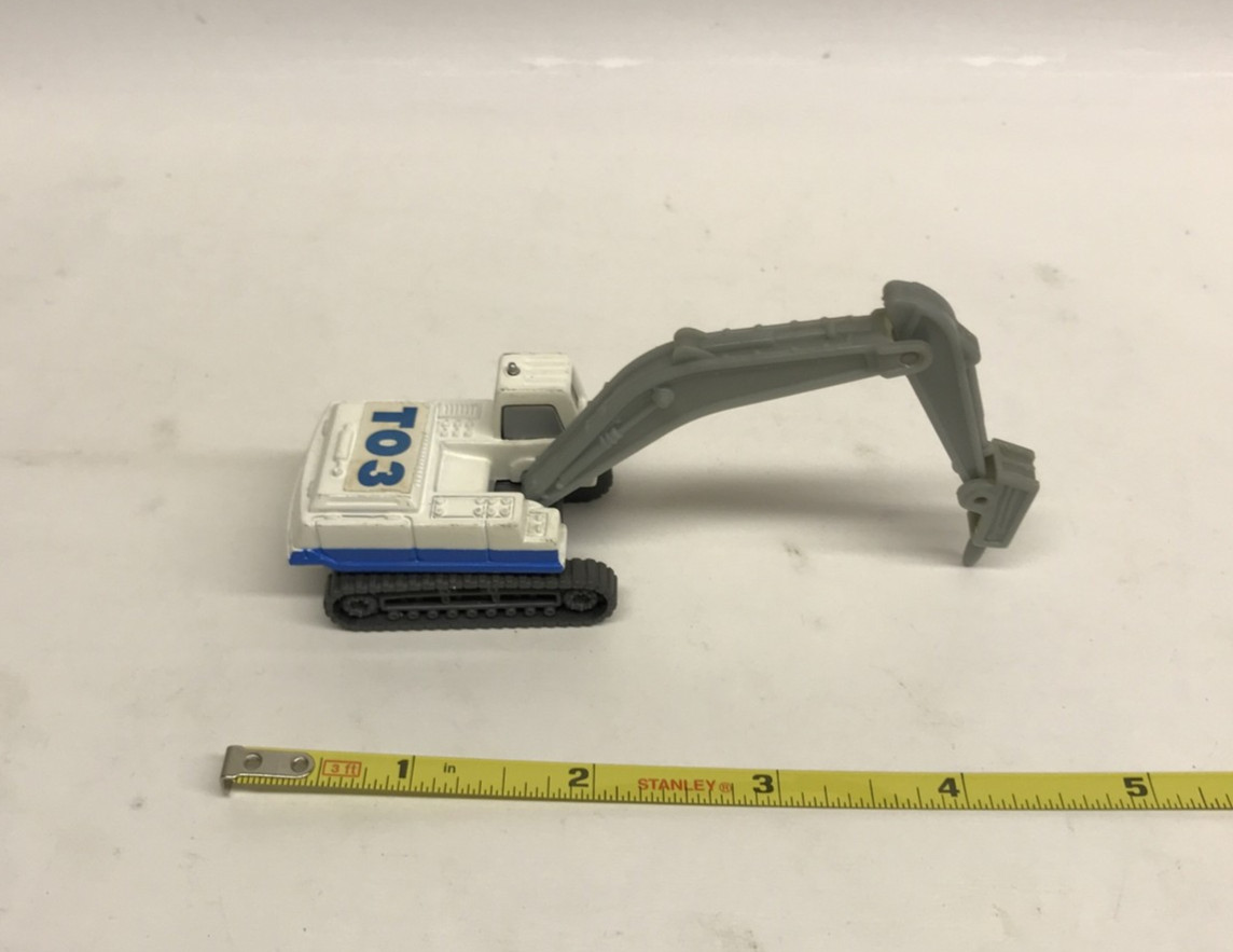 4 Unknown Brand Tracked Construction Toys T01-4 Backhoe Hammer Scraper Drill
