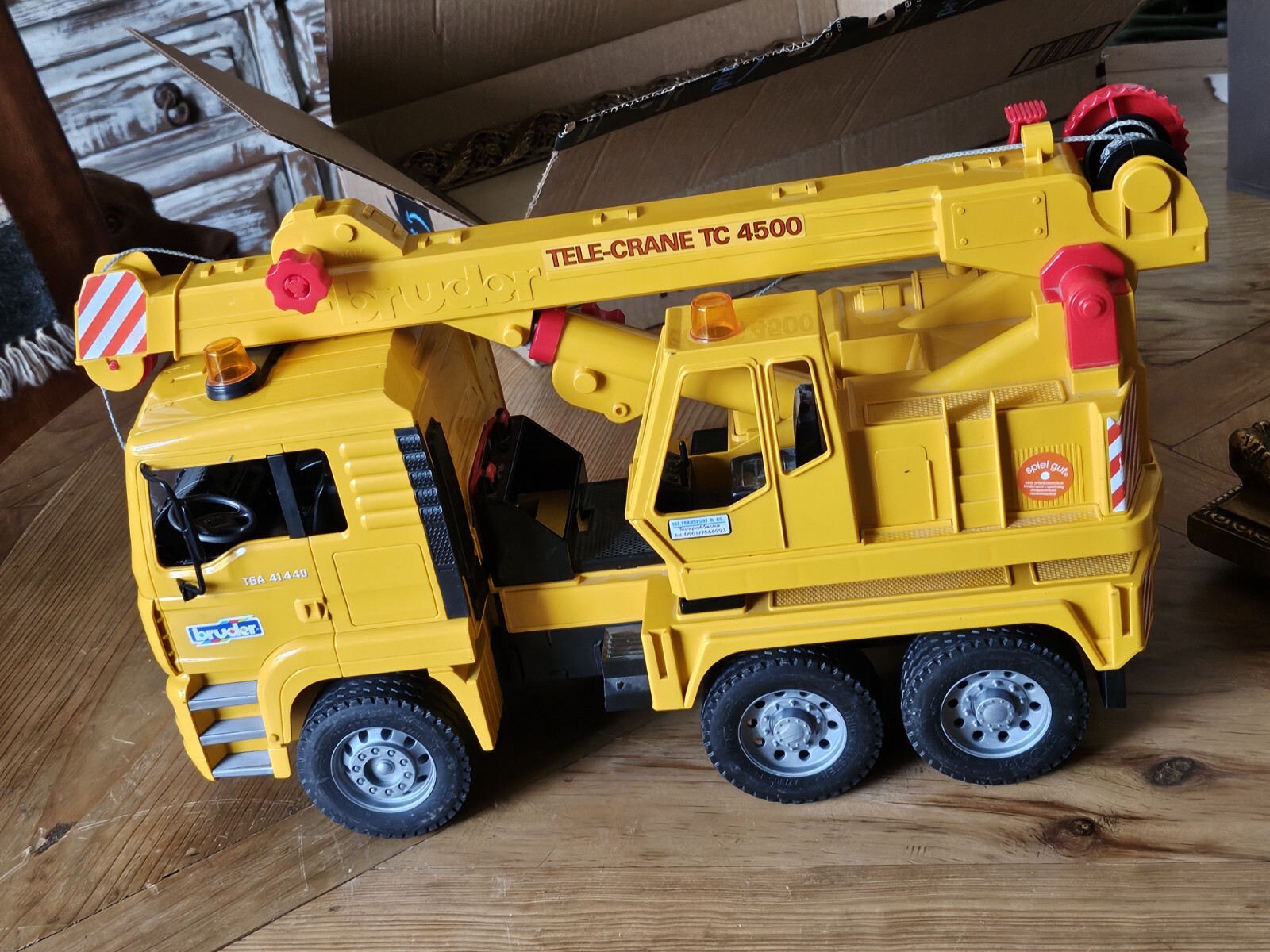 Bruder Man Tele-Crane TC 4500 TGA 41.440 Construction Building Toy GERMANY©️2001