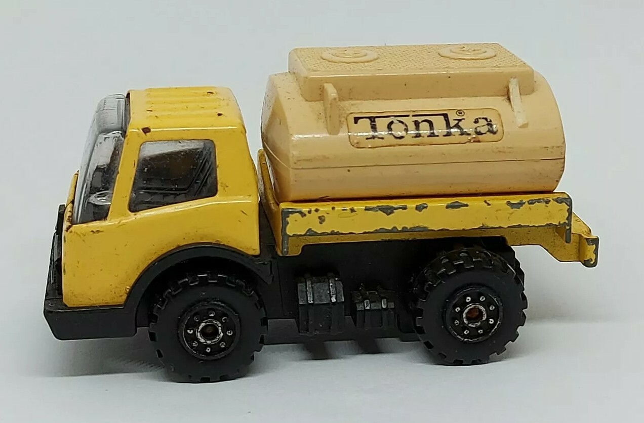 Vintage TONKA Yellow Fuel Tanker Truck – Made In Japan – Metal and Plastic