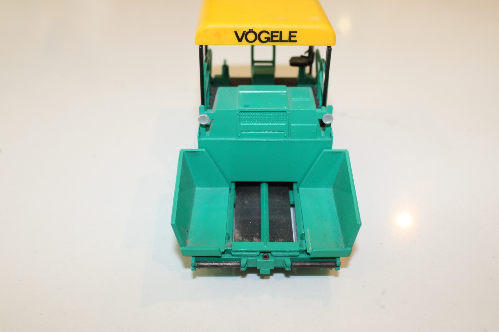 NZG #385 VOGELE BLACKTOP INSTALER MADE IN GERMANY