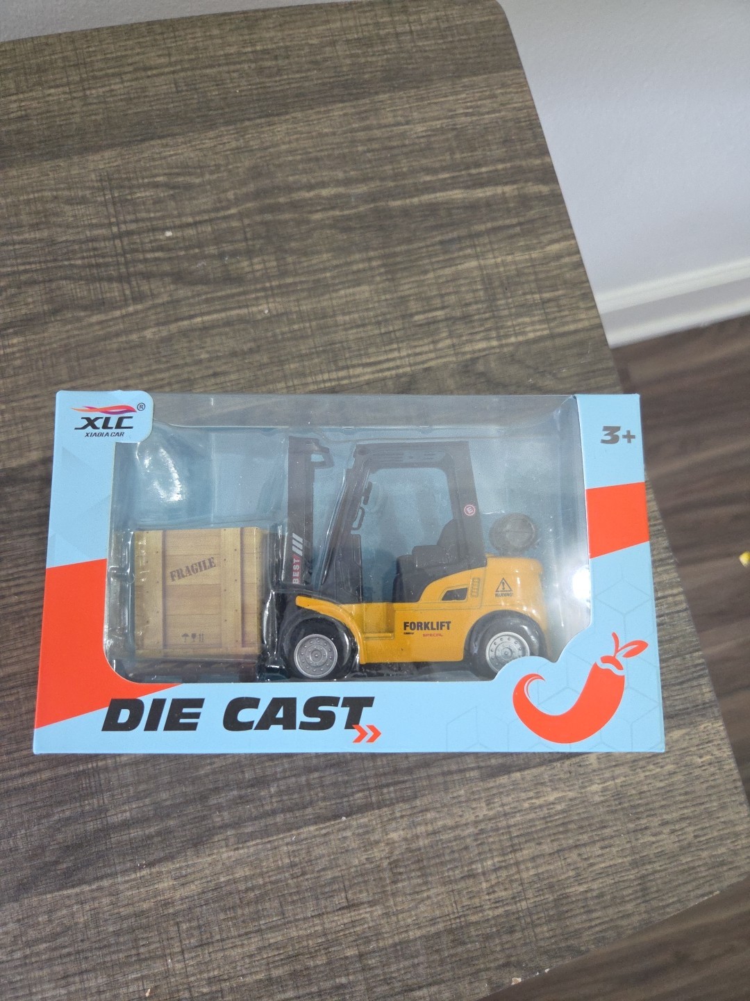 Die-Cast Forklift (High Quality) Model Toy Pull Back Forklift – Great for gifts!