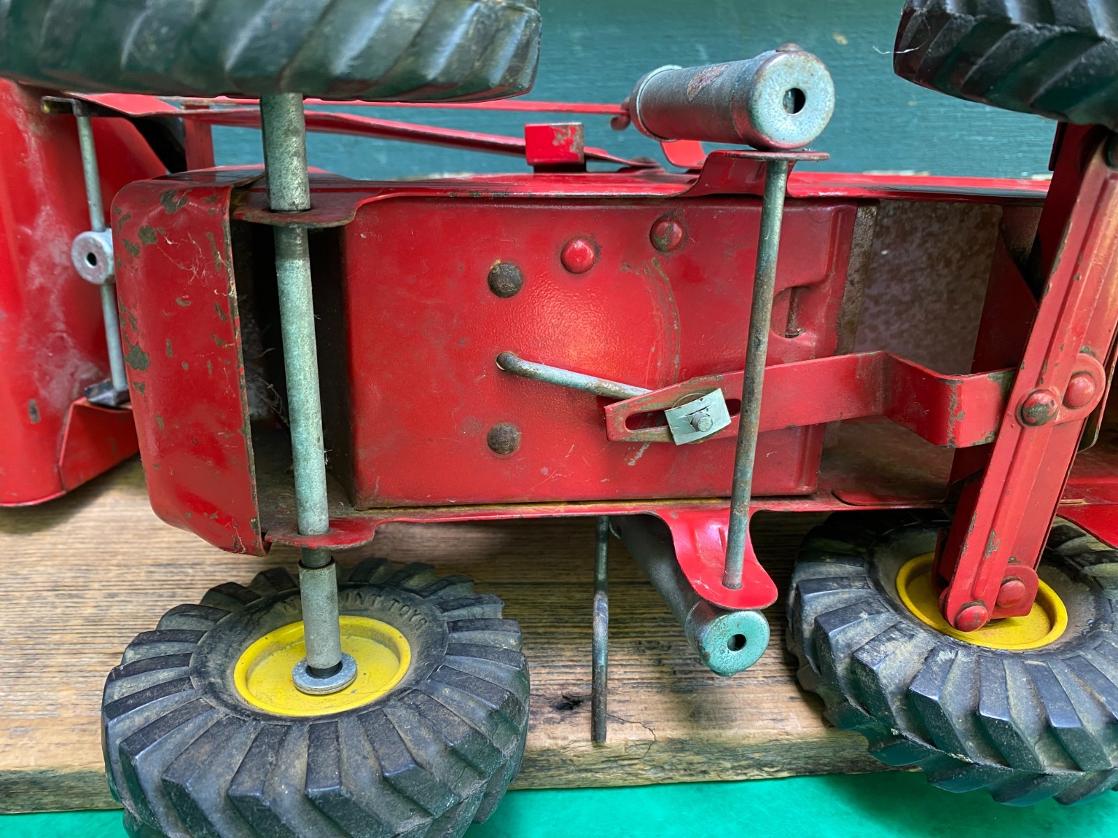 Vintage Nylint Toys Pressed Steel HOUGH Payloader Front End Loader Toy 1950&rsquo;s