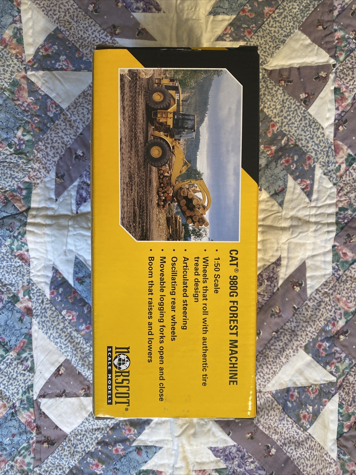 CAT 980G Forest Machine Die-Cast Scale Model