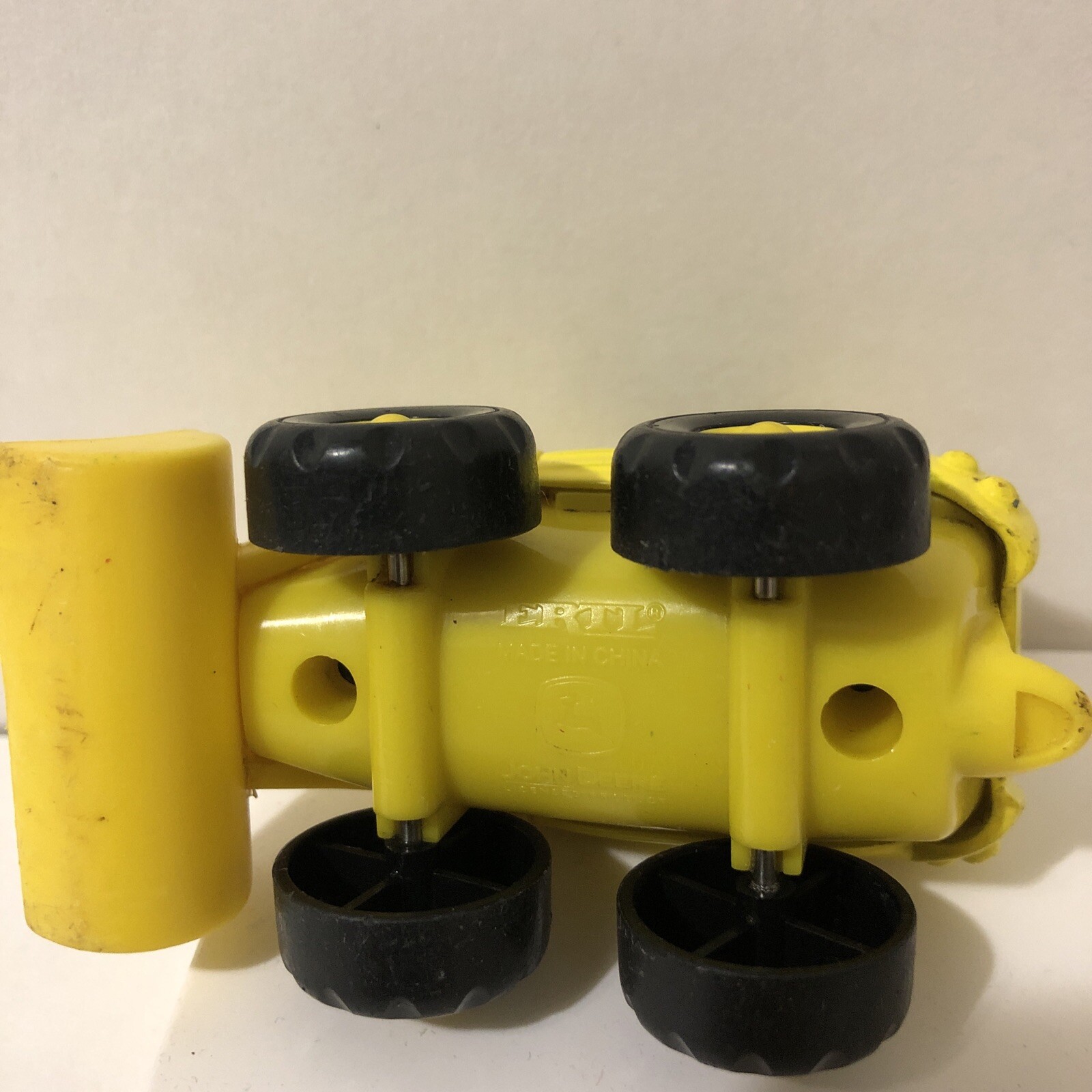 Ertl John Deere Loader Die Cast Toy