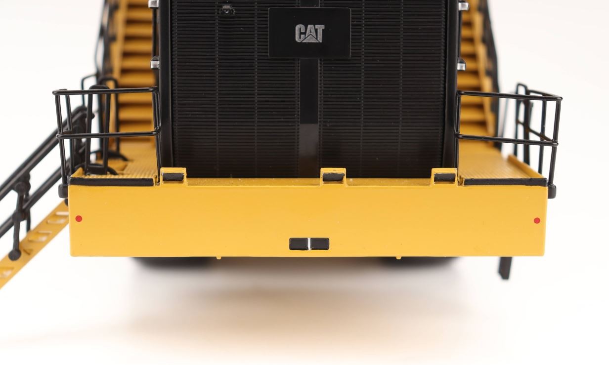 DIECAST MASTERS,CATERPILLAR 995 wheel loader, 1/50, DCM85716