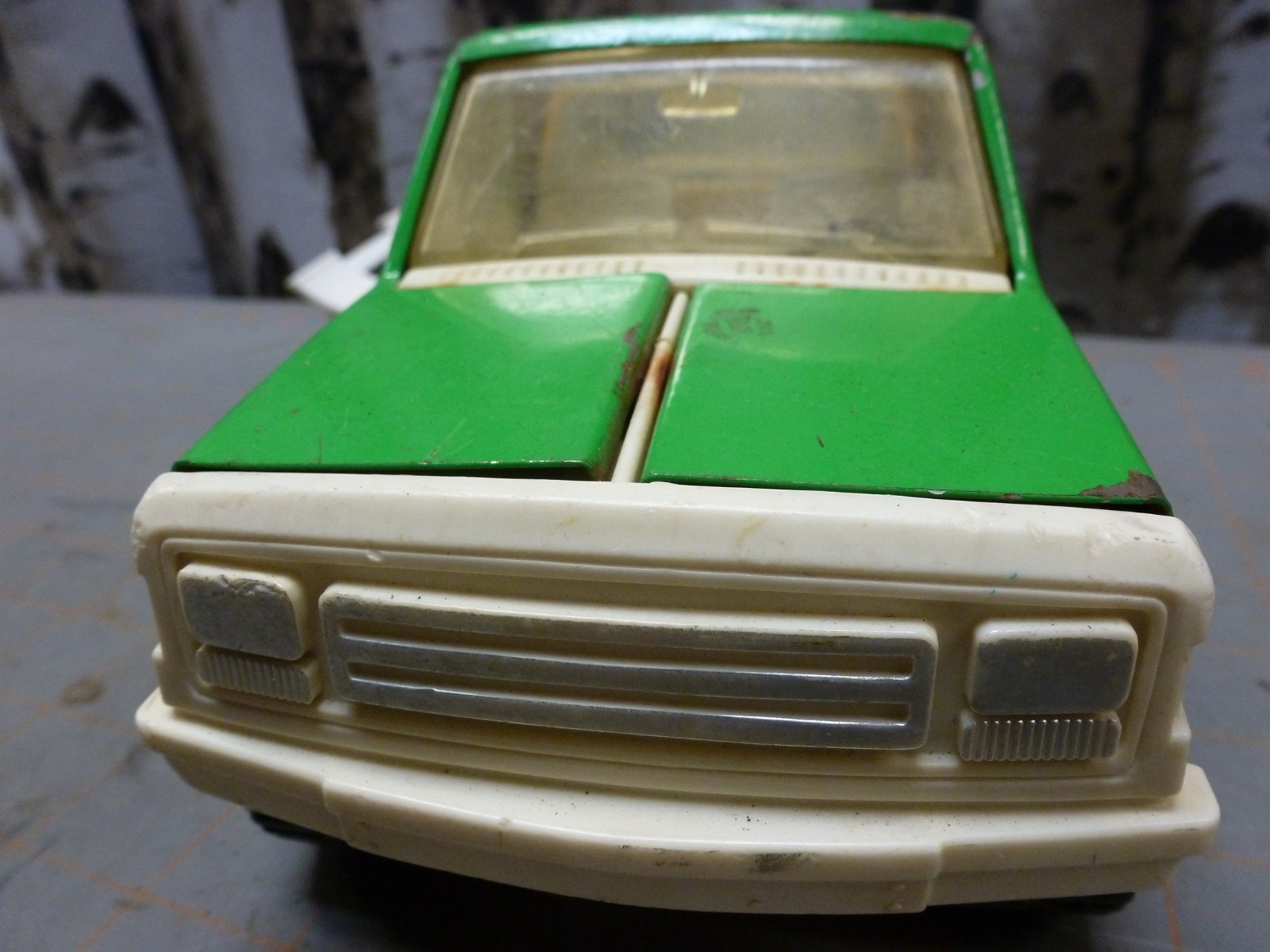 VTG TONKA Scott&rsquo;s Lawn Care Truck W/ Trailer Toy 1980 1979