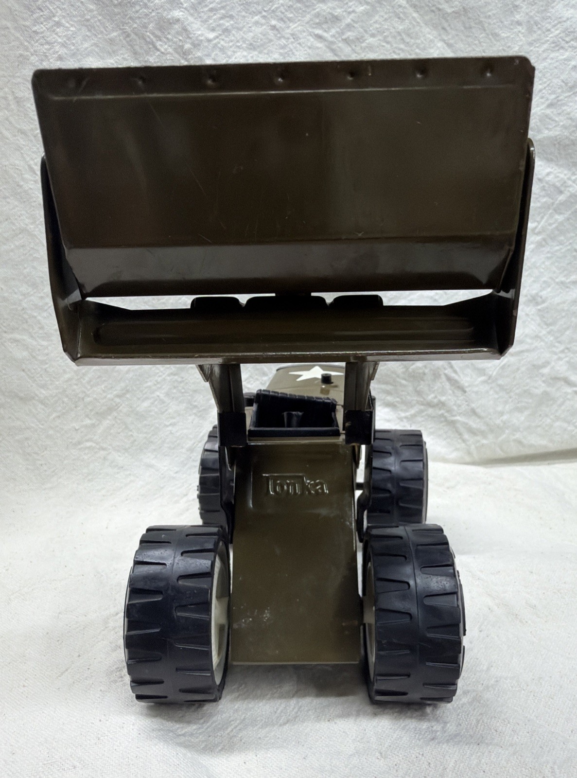 Vintage 1970&rsquo;s Tonka Pressed Steel Metal US Army Front End Loader XR-101 Tires