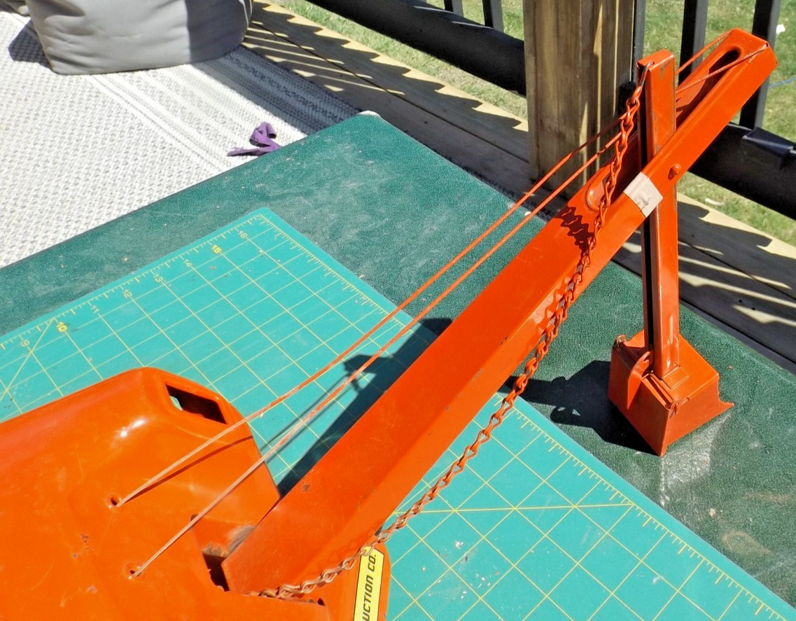 Vintage 1950&rsquo;s Toy Structo Steam Shovel Bucket Excavator Crane Pressed Steel