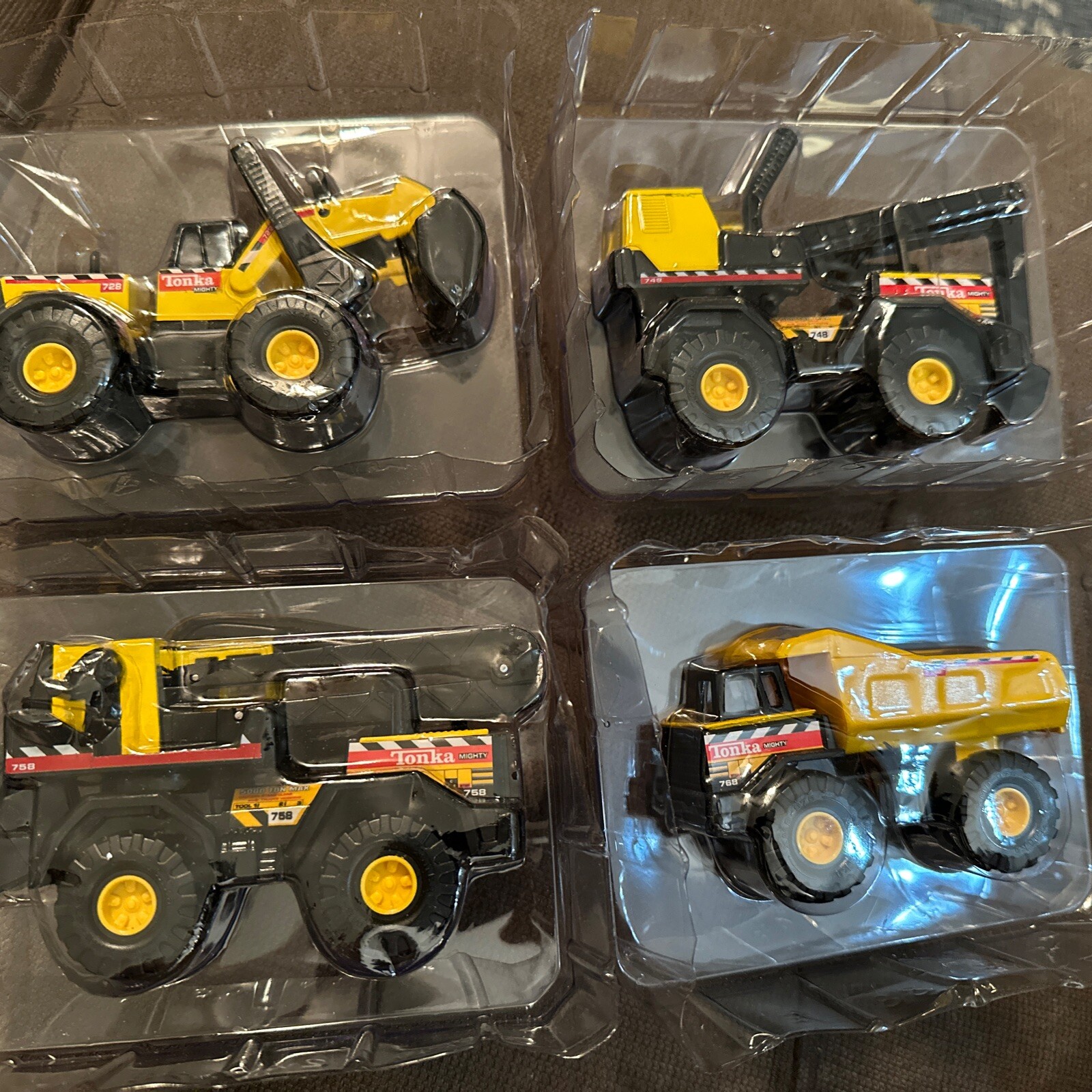 Lot of 4 Tonka Rewards Center heavy equipment vehicles in box T21