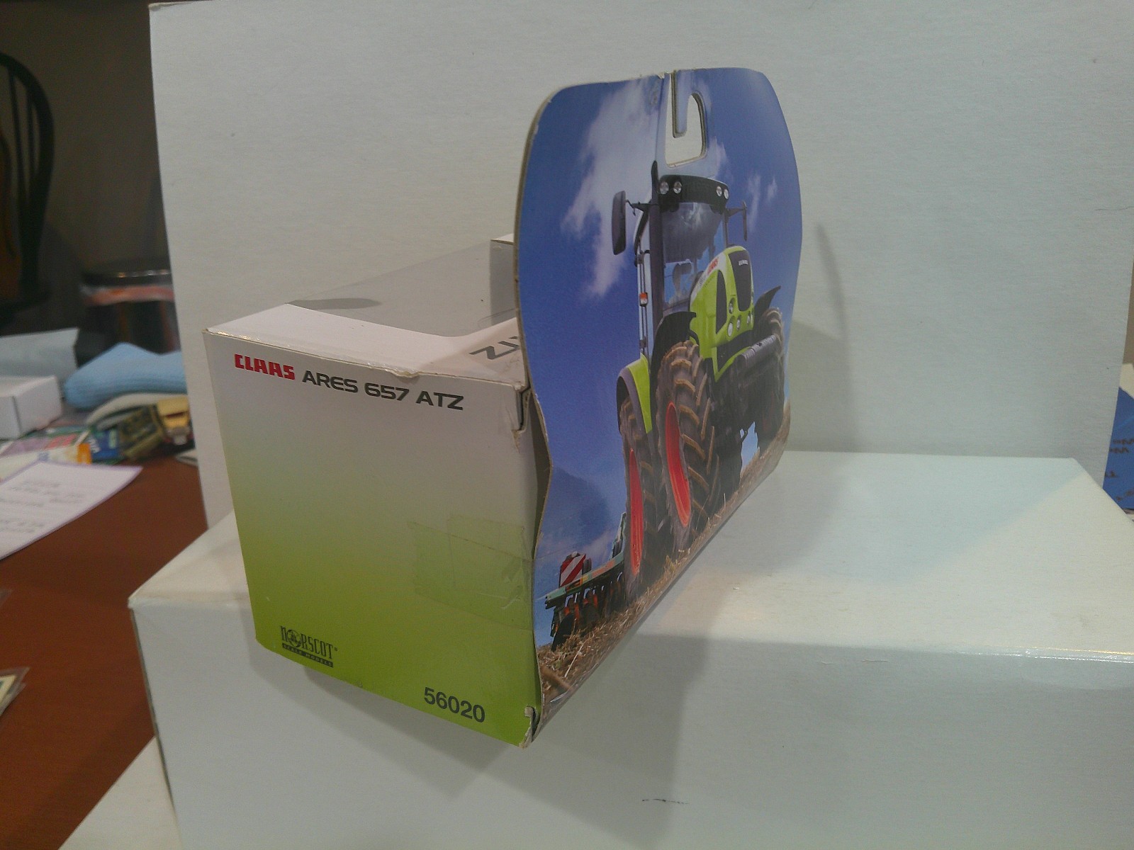 Norscot Claas Ares 657 ATZ Tractor 1:87 Scale Light Green VG Fair Box