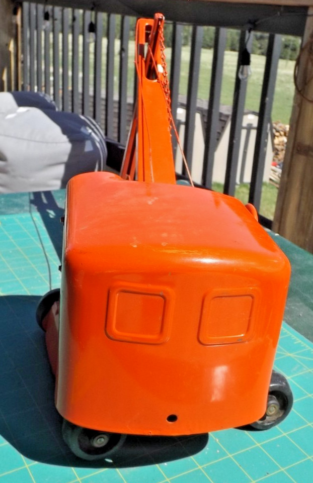 Vintage 1950&rsquo;s Toy Structo Steam Shovel Bucket Excavator Crane Pressed Steel