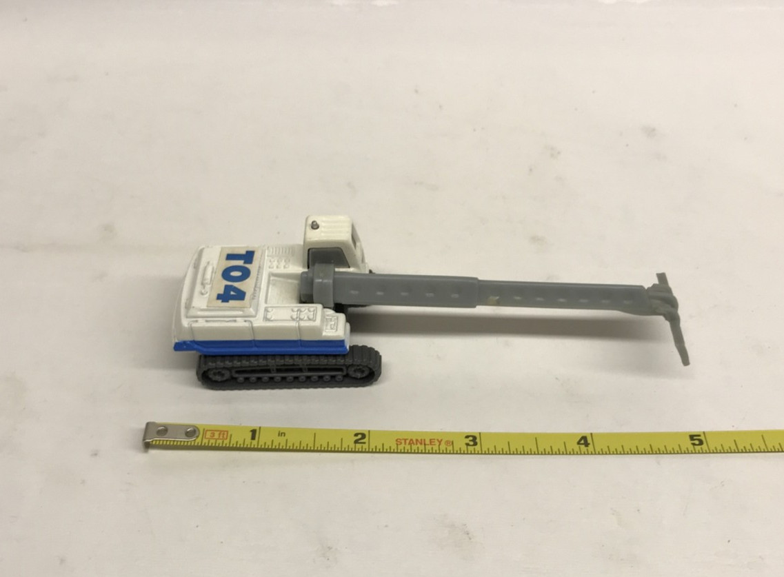 4 Unknown Brand Tracked Construction Toys T01-4 Backhoe Hammer Scraper Drill