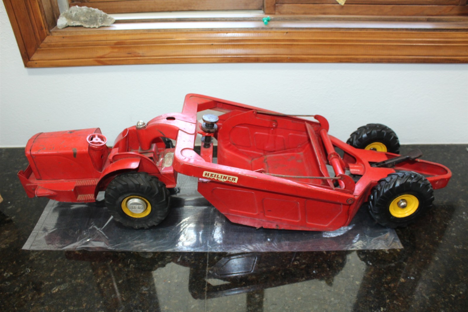 Vintage Toy Earth Mover Red 29&Prime; Long Ca. 1950&rsquo;s by Model Toys Doepke Heiliner