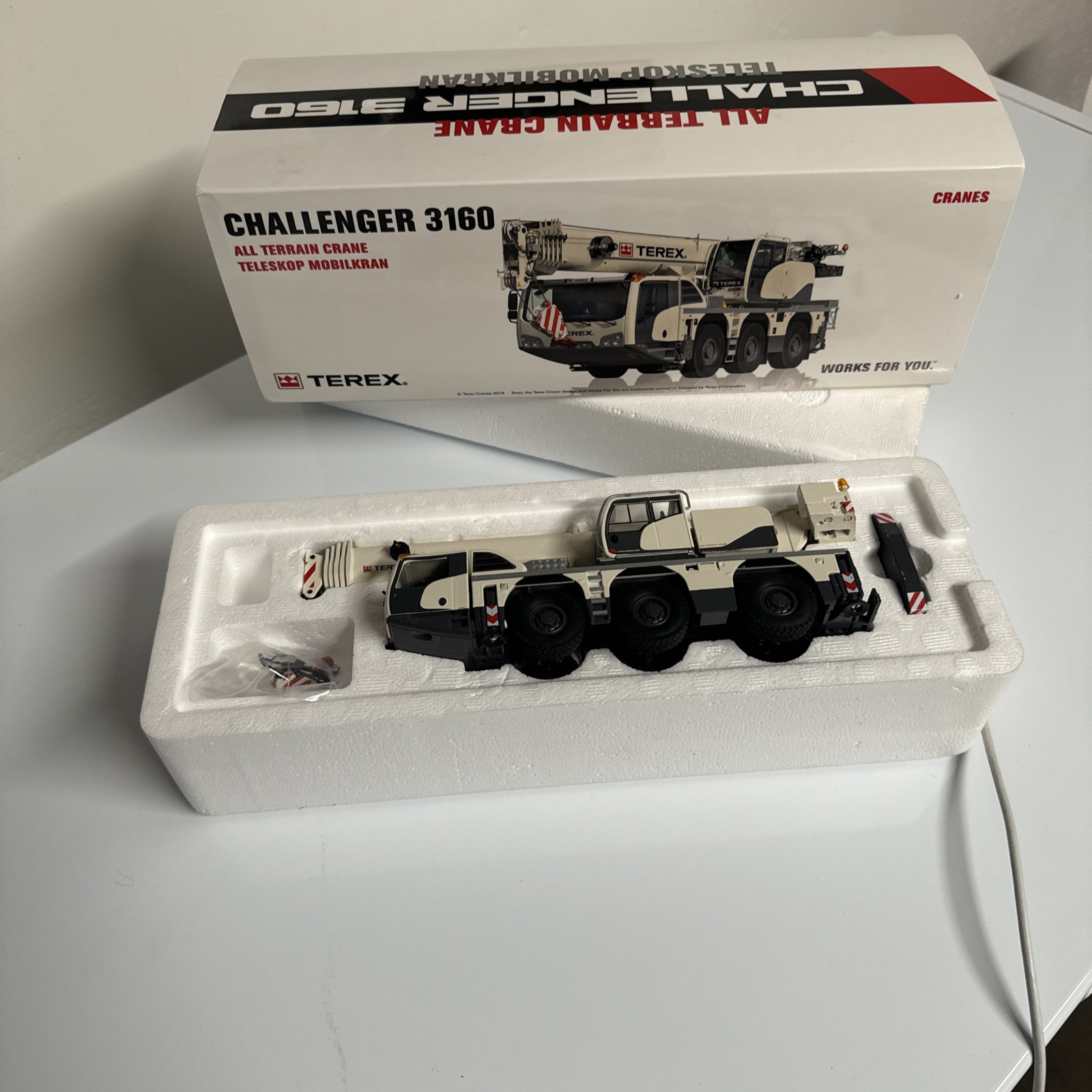 CONRAD 1/50 SCALE #2116 TEREX CHALLENGER 3160 ALL TERRAIN CRANE! APPEARS UNUSED!