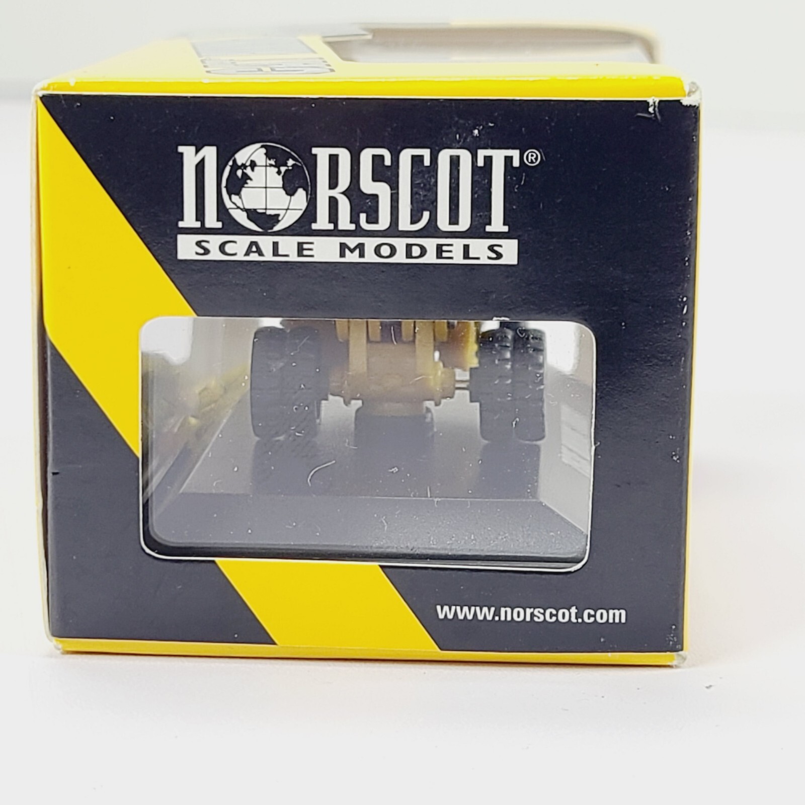 Norscot CAT Micro Caterpillar 793F Mining Truck Near Minature Scale New READ