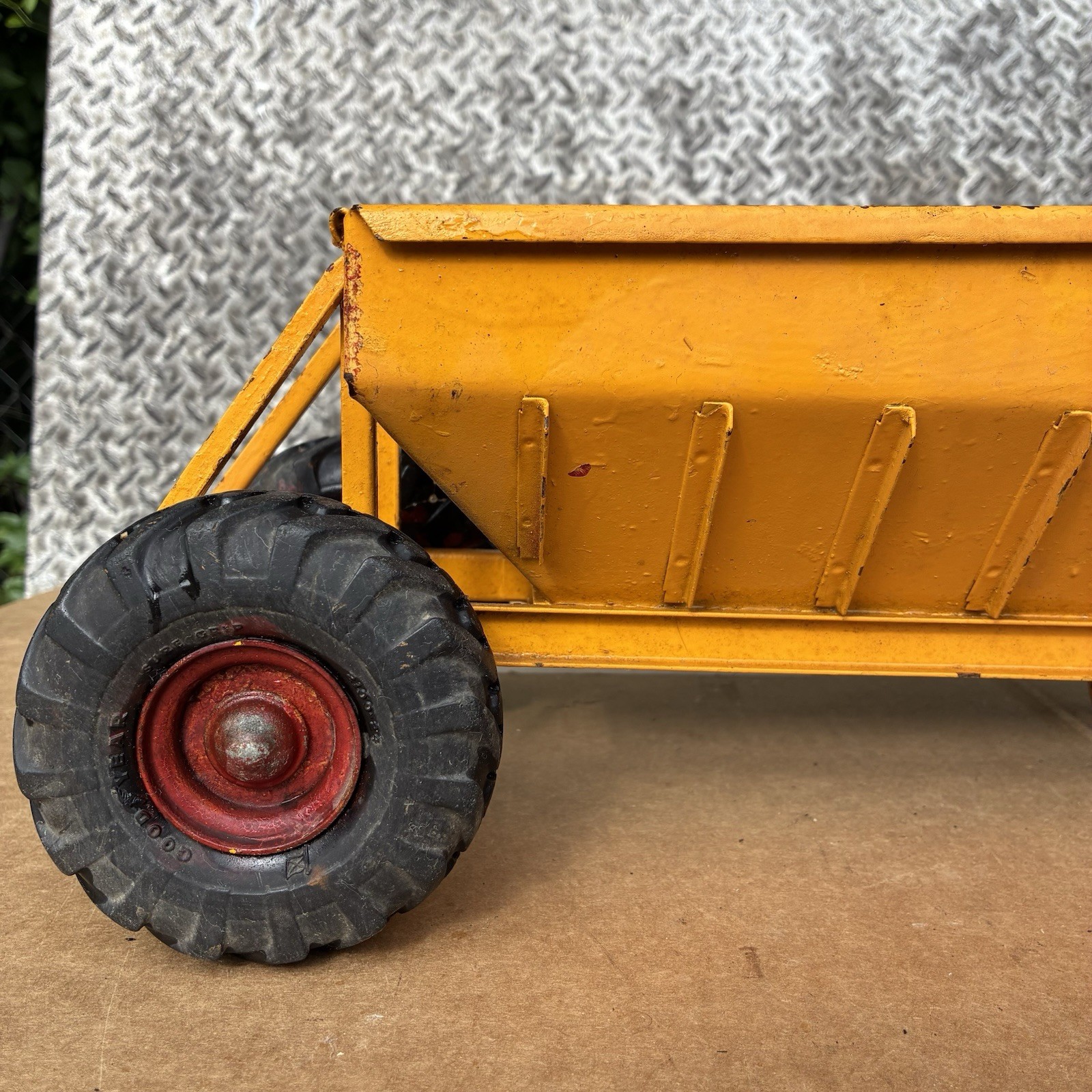 DUMP BOTTOM EARTH MOVER STEEL TOY VINTAGE
