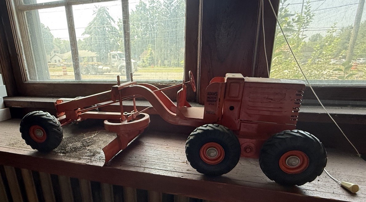 Vintage 1953 Doepke Adams Road Grader Steel 26&Prime;