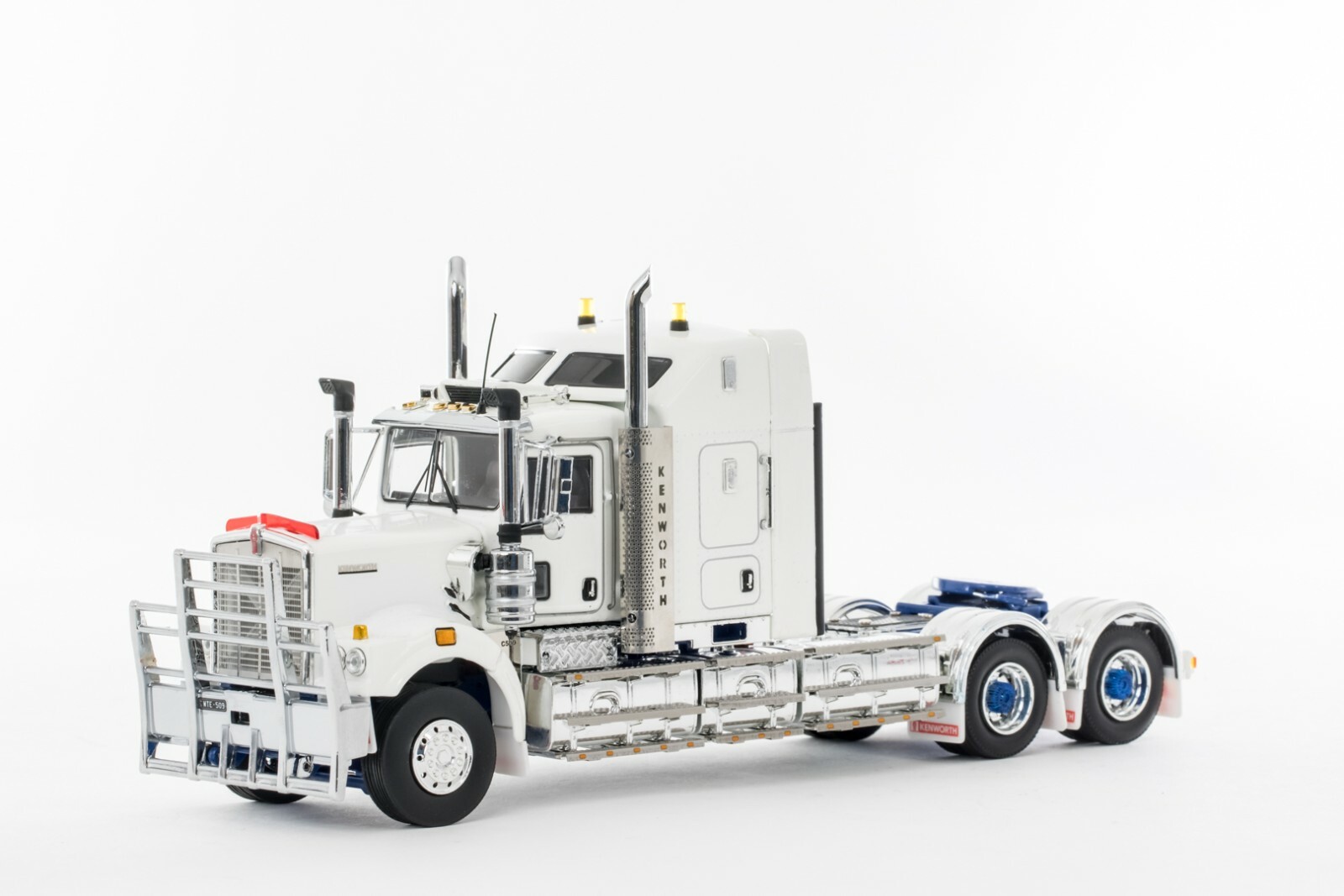 Kenworth C509 Prime Mover Truck – Set of 4 – Drake 1:50 Scale Model New Sealed