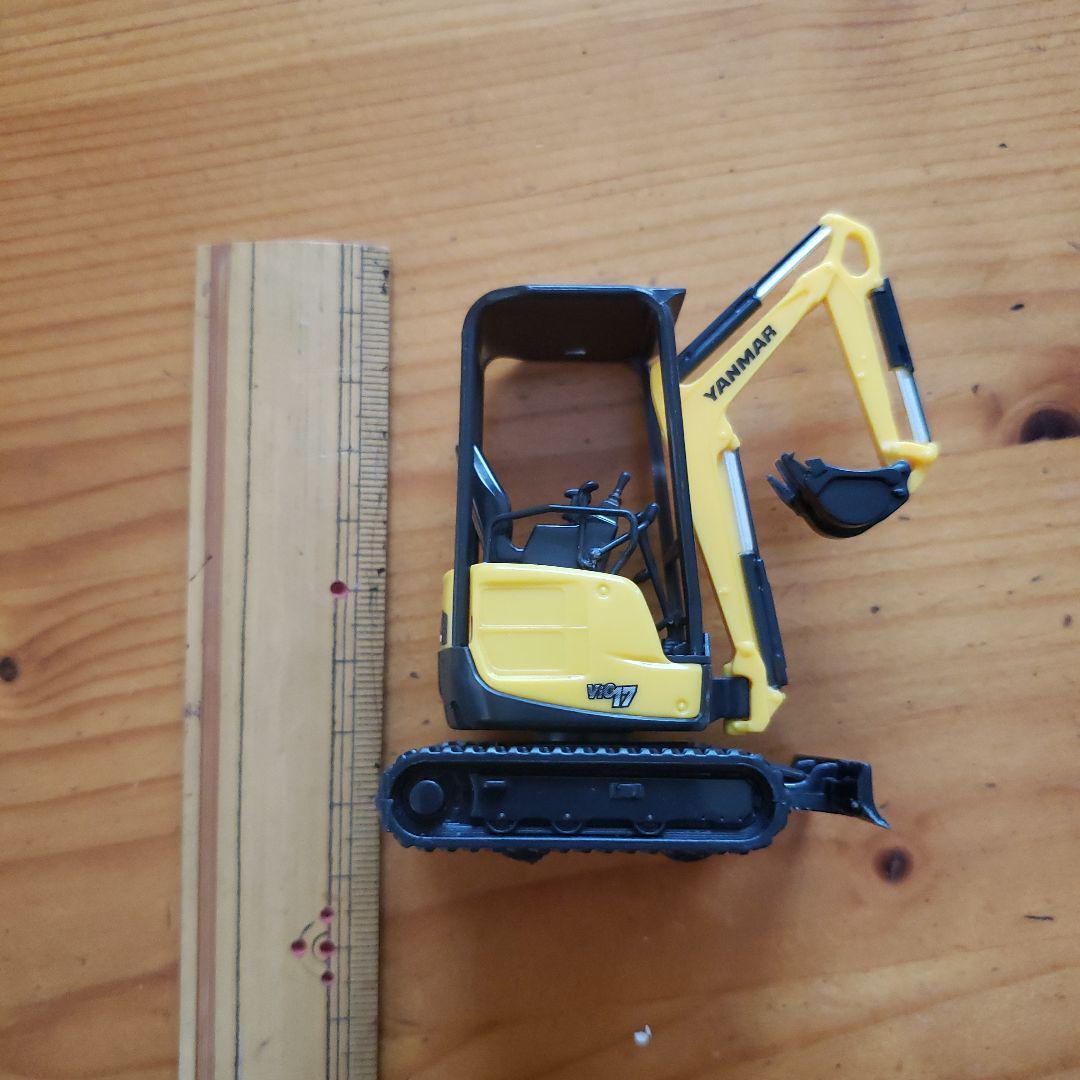 YANMAR ViO17 yellow Mini Excavator Scale 1/34 Construction Equipment Collectible