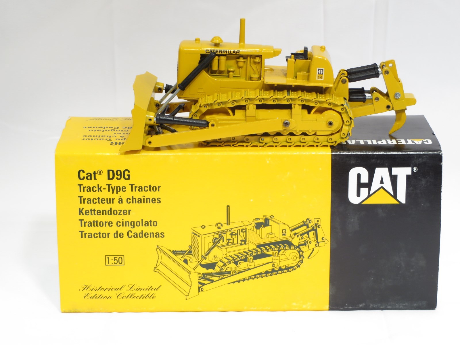 Caterpillar D9G Dozer – 1/50 – Conrad #2874 – « LIMITED EDITION » – Metal Tracks