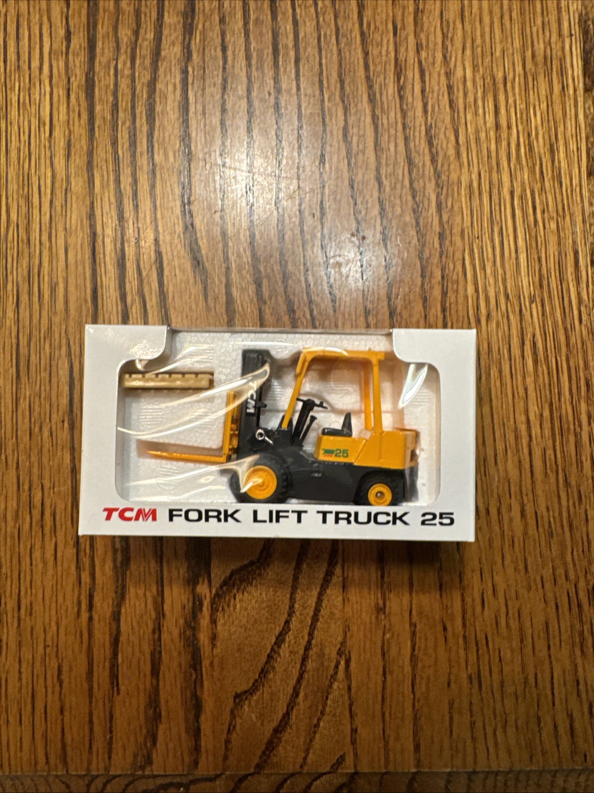 TCM 700 Series 25 Fork Lift Truck 1/50 Diecast