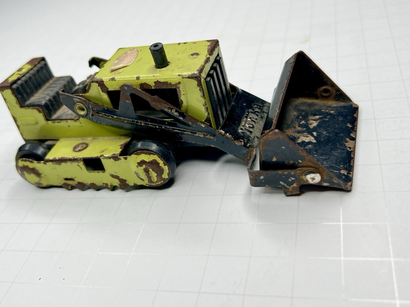 Tonka 1974/75 Lime Green T-6 Bucket Loader Backhoe Bulldozer Vntg.