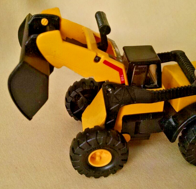MIGHTY TONKA 728 FRONT LOADER MAISTO HASBRO 1998 PLASTIC DIE CAST MANUAL LOOSE.