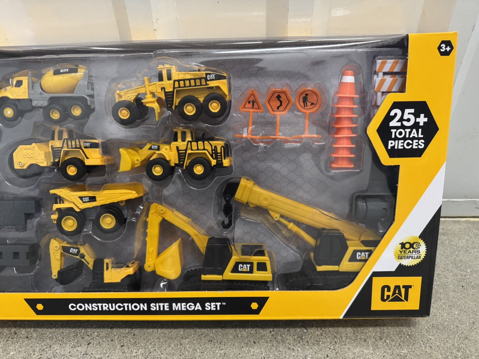 CAT Diecast Construction Vehicles Dump Trucks Playset Toys for Kids.