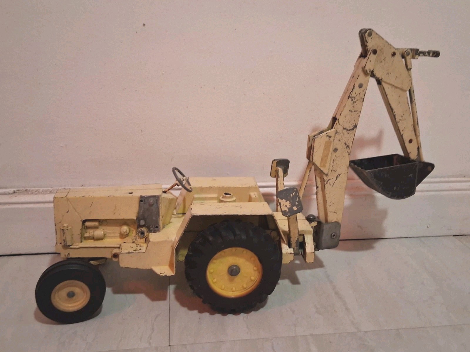 Vintage 1970s ERTL Ford Diecast Backhoe 1/12 Scale For Parts Or Restoration
