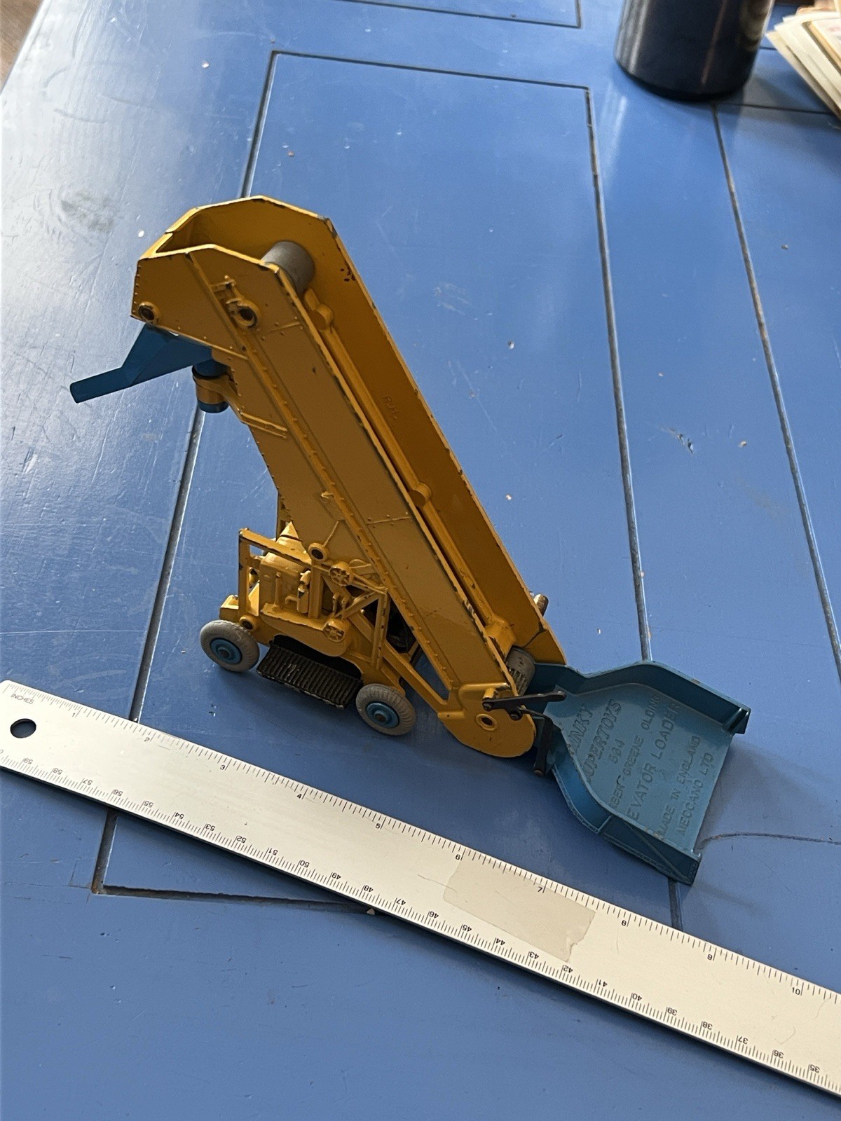 Dinky Toys 564 Yellow Mid-Blue Elevator Loader Made in England Belt Is Broke