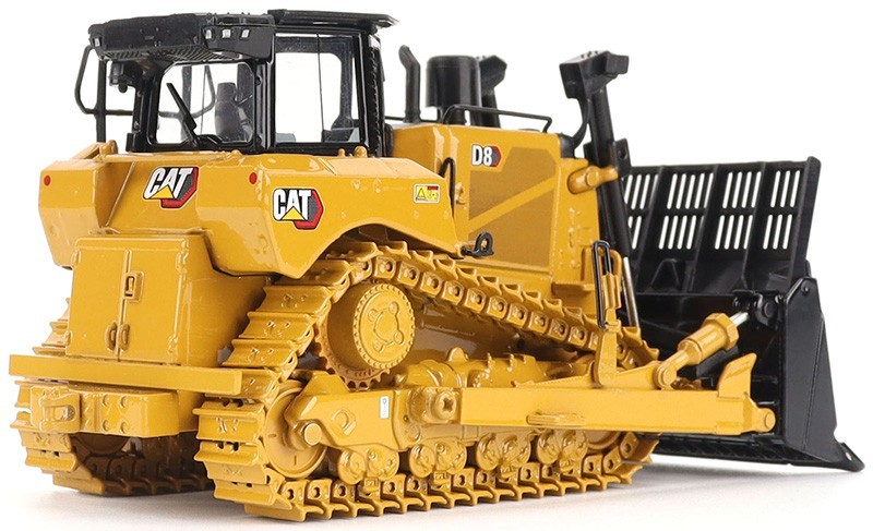 DieCast Masters 1/50 Caterpillar D8 Dozer Waste Handler Configuration 85758